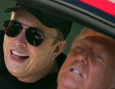 트럼프 응기잇 하는 사진_1.jpg