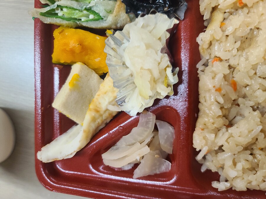 일본에서 먹은 도시락_6.jpg