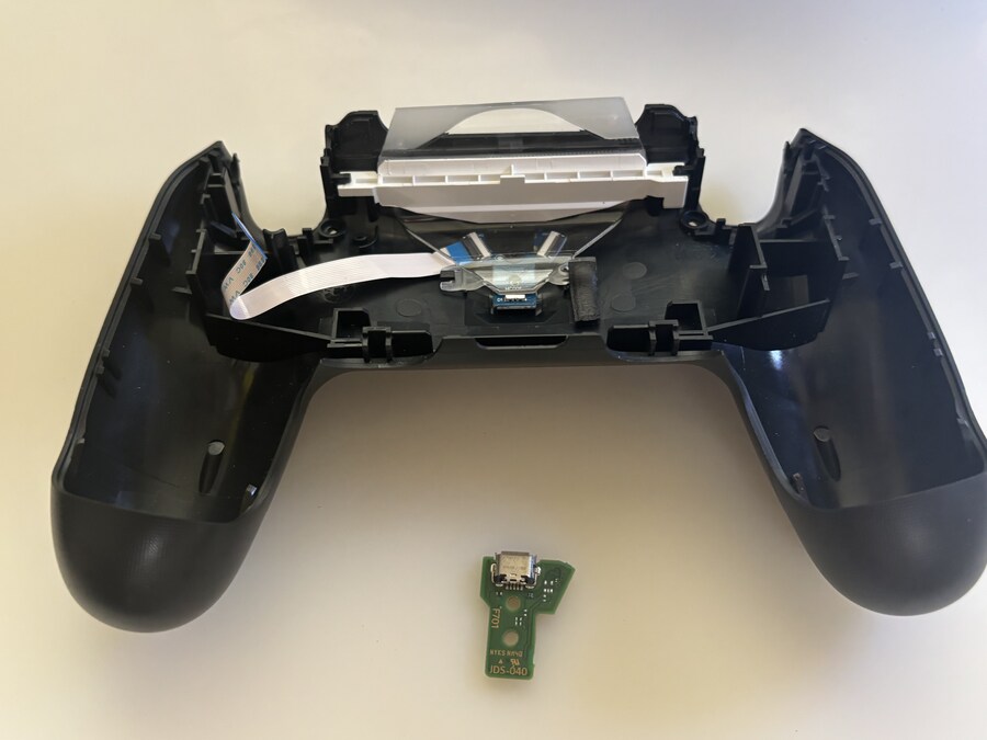 듀얼쇼크4 USB-C로 개조하기_5.jpg