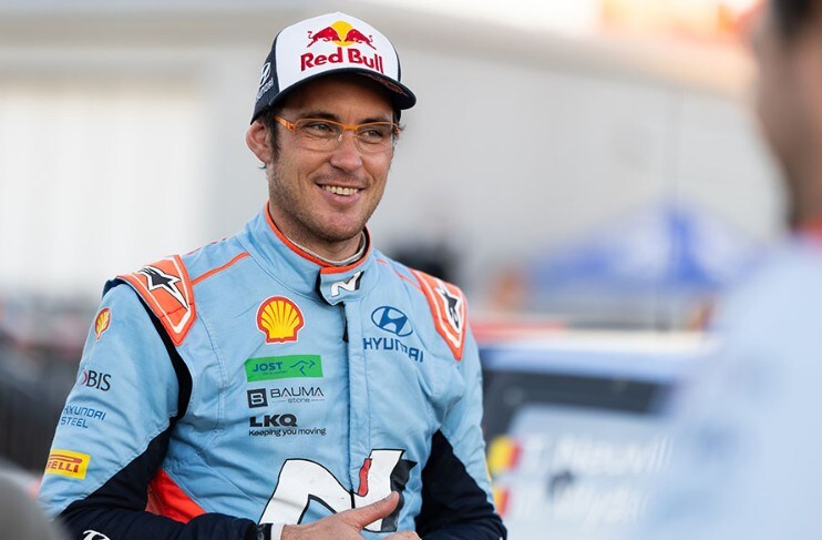 레이싱 경기도중 술을 먹는 경우가 있다?_4.jpg