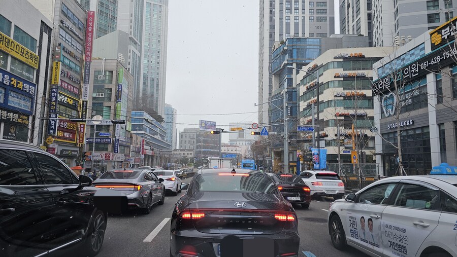 미쳐버린 부산 날씨 근황.jpg_2.jpg