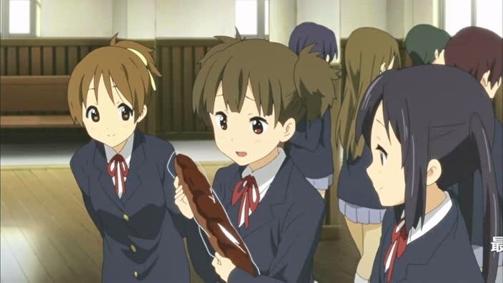 3학년들이 수학여행을 가버리자 드러난 고등학교의 추악한 현실_6.jpg