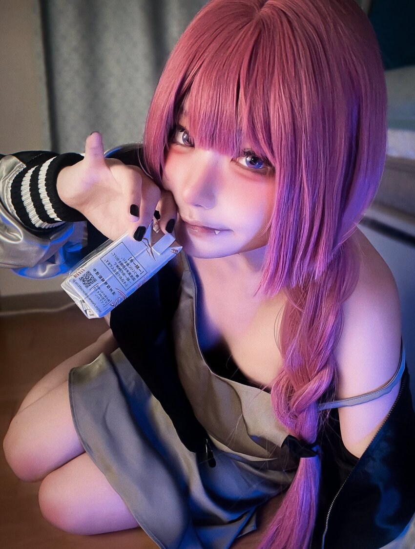 알중녀 히로이 키쿠리 코스프레.jpg_6.jpg