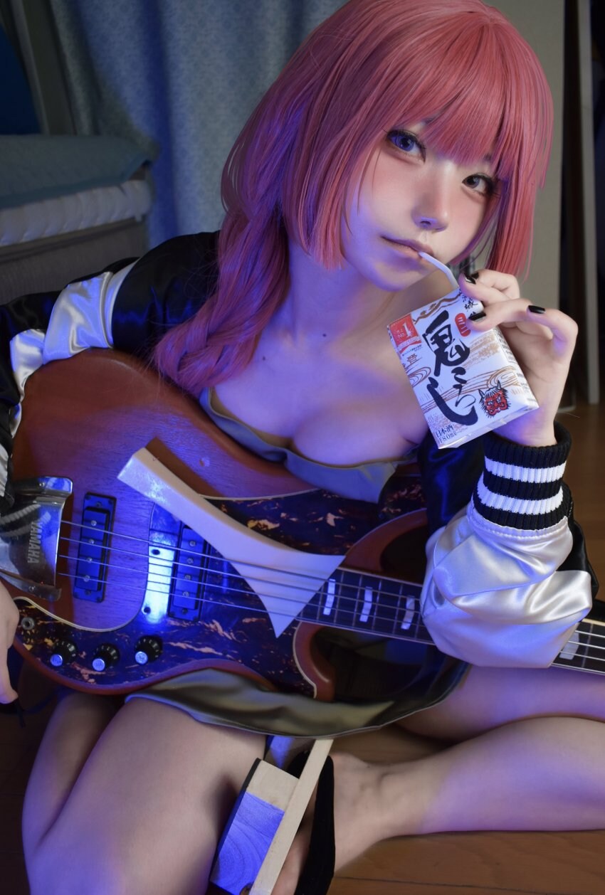 알중녀 히로이 키쿠리 코스프레.jpg_11.jpg