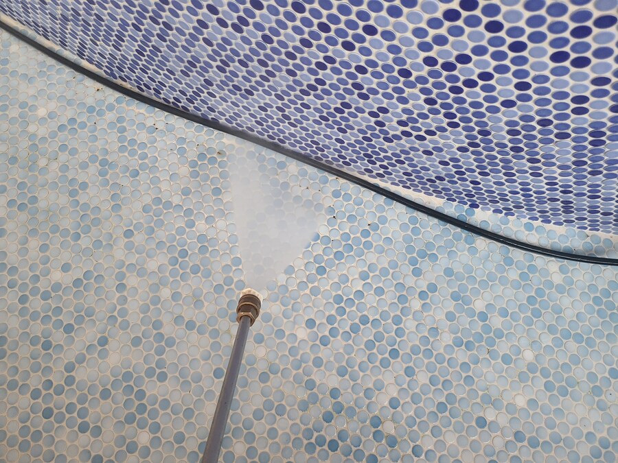 공포)난 백룸이 하나도 안무서움_2.jpg