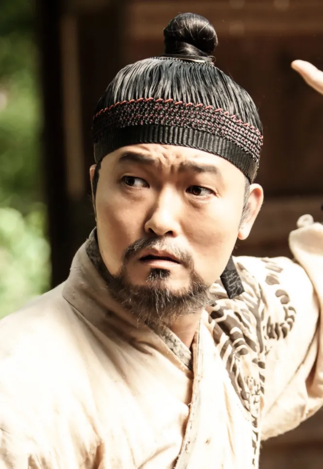 '힘숨찐' 캐릭터의 신선한 클리셰 비틀기.jpg_1.webp