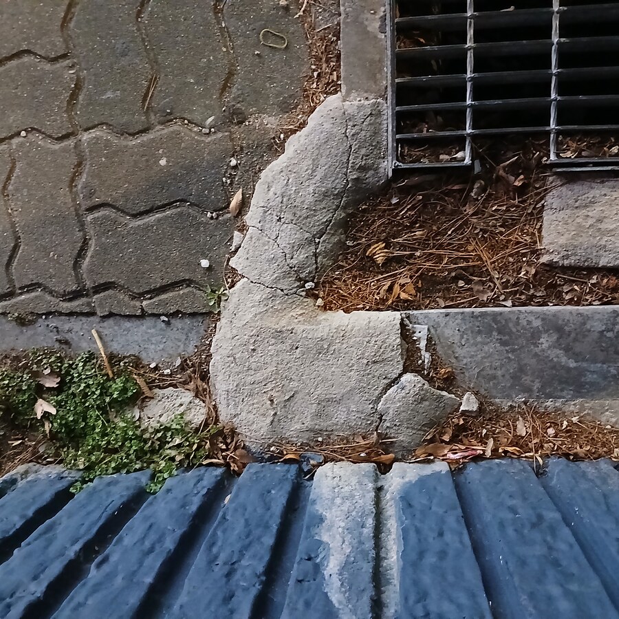 사진) 흑흑... 남자의 고통.jpg_1.jpg