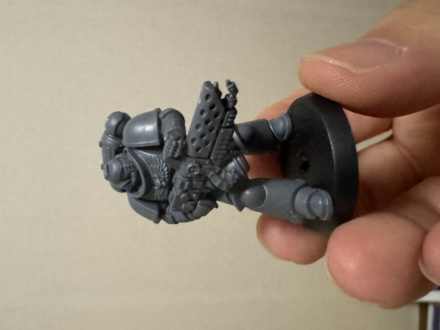 건프라 구하기가 너무 힘든 프라쟁이는 결국..._10.jpg