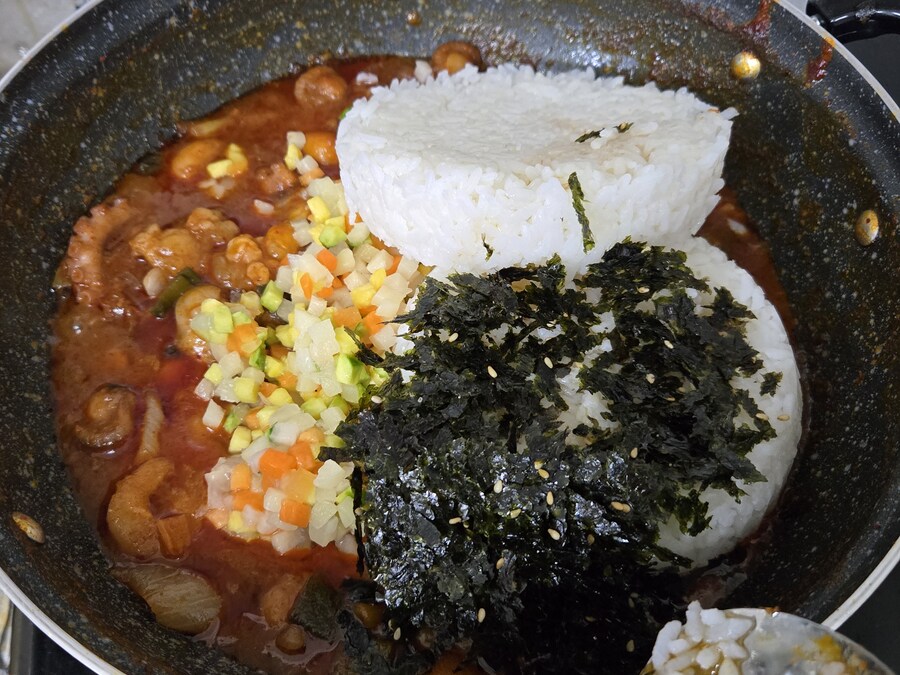 새벽 유게에 대꼴짤 올리면 추천 받는다고 들었습니다_3.jpg