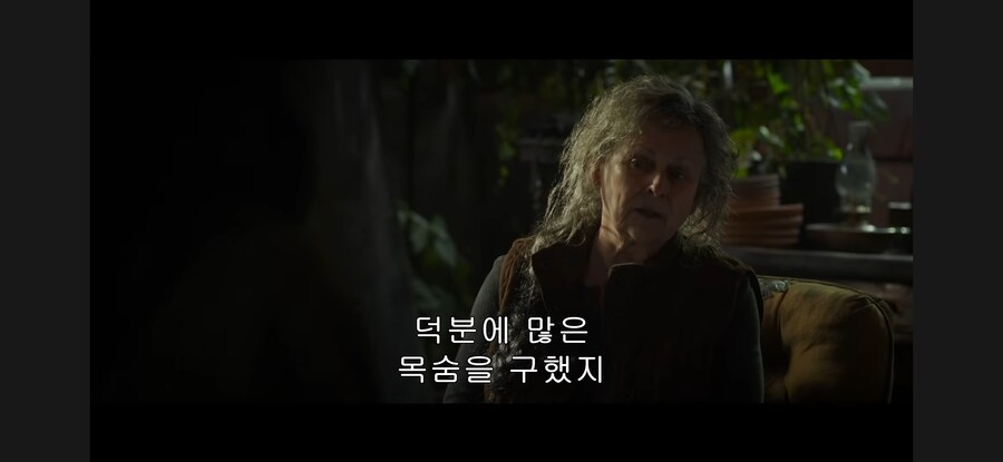 영화)데스티네이션 시리즈 근황 - 죽음도 감탄할 생존왕_3.jpg