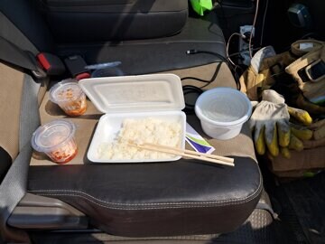 산불 진화한 소방관님들의 저녁식사_5.jpg