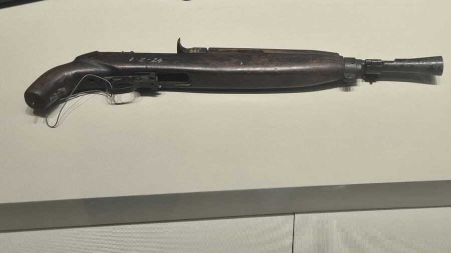 강화 전쟁박물관에 전시된 개조형 M1 카빈.jpg_4.jpg