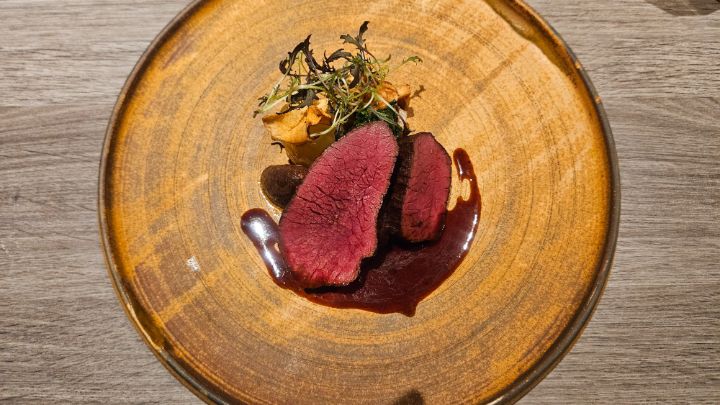 도쿄 다이닝 사슴스테이크 곰 오소리 멧돼지 사슴피등등_12.jpg