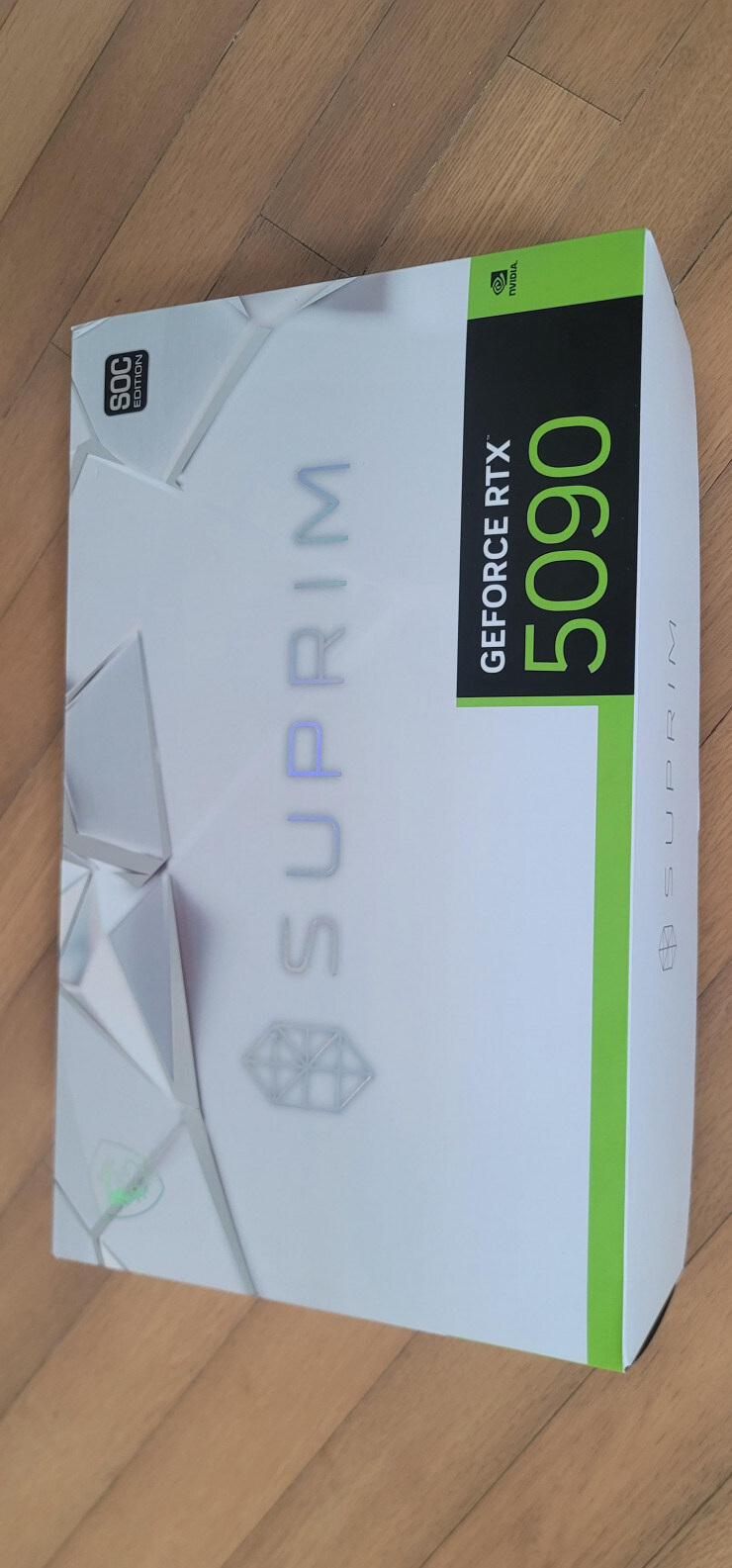 어마 아이스 5090 구하기 전까지 쓸 슈프림 (정가구입)_2.jpg