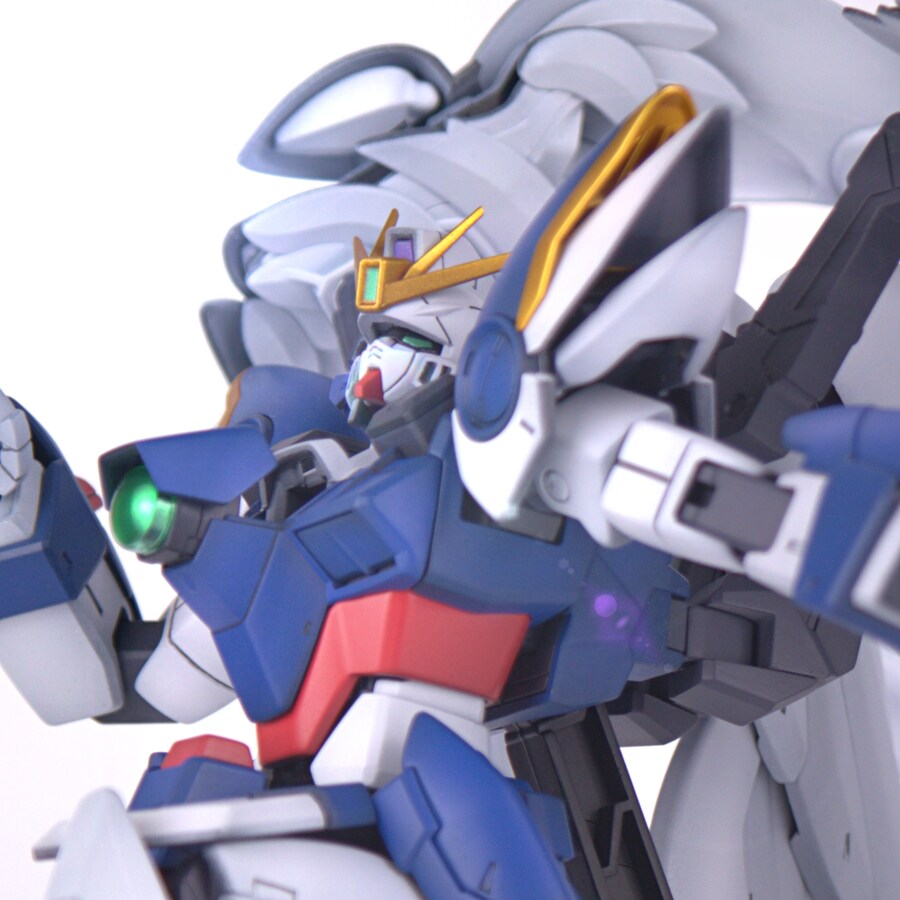반다이 MG XXXG-00W0 'W Gundam Zero ' 도색 完 + 작업기_1.jpg