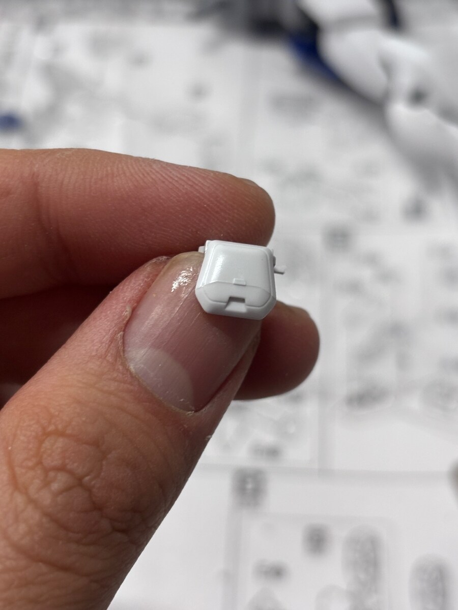 반다이 MG XXXG-00W0 'W Gundam Zero ' 도색 完 + 작업기_16.jpg