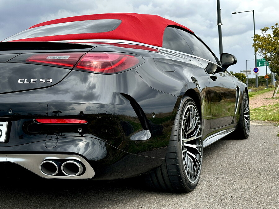 출고 인증합니다. 제주 1호 차라고 하네요._9.jpg