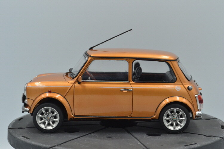 미니 쿠퍼- Sports Pack Limited (1998) (하세가와 1:24)_2.jpg
