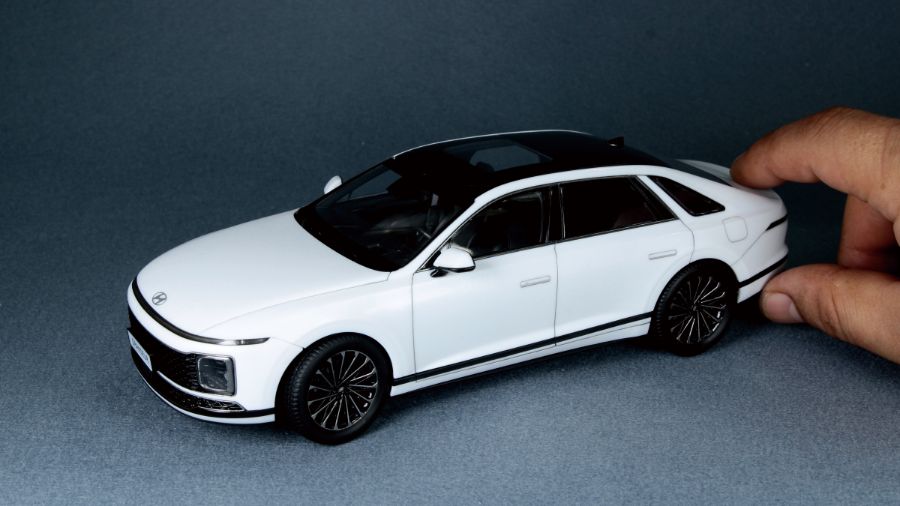 너무 잘나와 놀란 아카데미과학 1/24 그랜저GN7_12.jpg