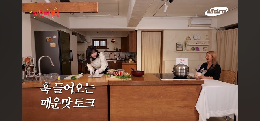 소녀시대 멤버가 꿈이었다던 지예은에게 훅 들어오는 효연의 매운맛 토크_9.jpg