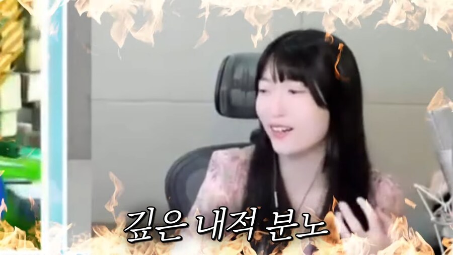 자신의 미래인걸 모른채 비웃는 과거의 나_12.png