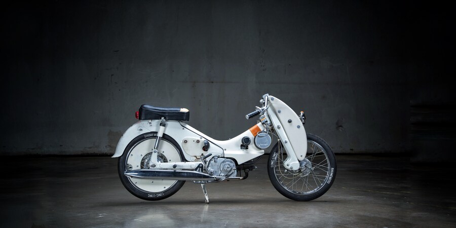 커스텀 트라이엄프 스피드 400 제작-완성-전시_38.jpg