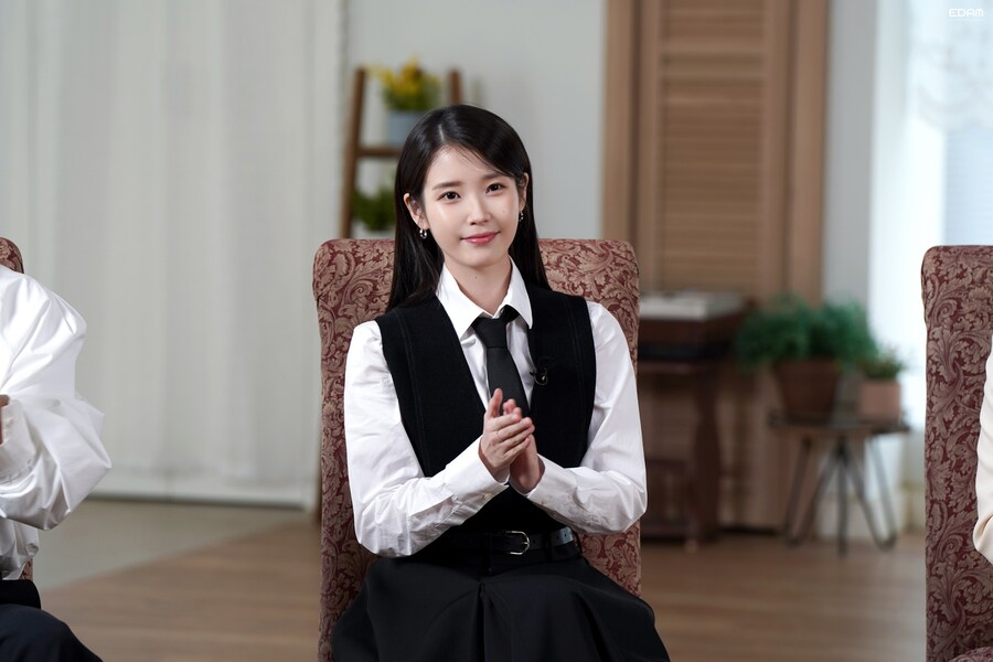 [EDAM] Whoever, Whenever, Wherever 아이유를 사랑하자_15.jpg