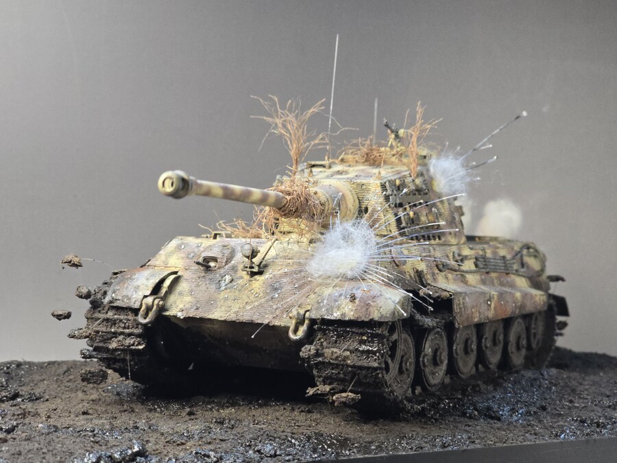 진격의 킹타이거_21.jpg