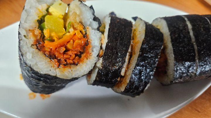 추천 편의점김밥(유부묵은지,베이컨치즈,진미채)_6.jpg