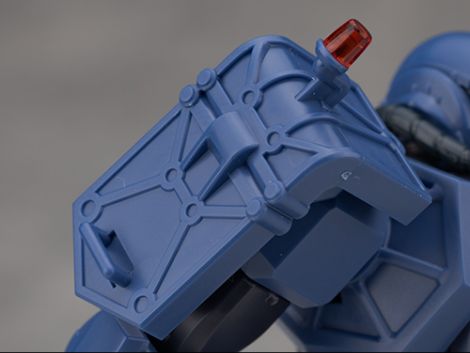 HG 1/144 군경 자쿠 해외 리뷰_23.jpg