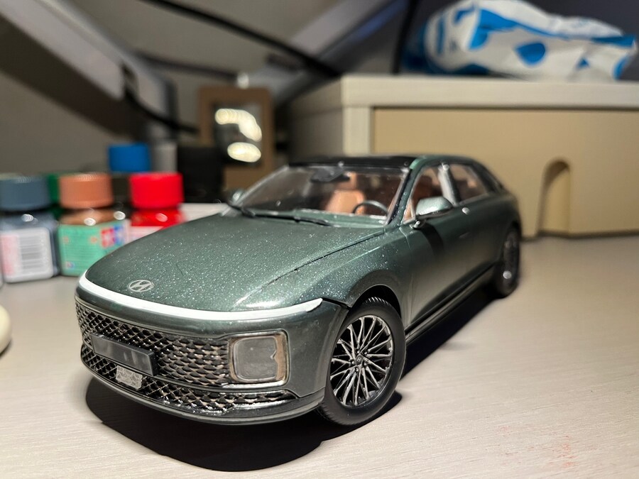 [아카데미] 그랜저 GN7 1/24 녹턴 그레이 캘리그라피_2.jpg