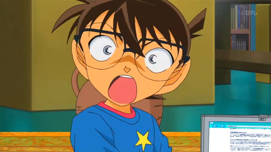 명탐정코난) 밥늦게 준다고 집안에서 축구공 차다 사고친 잼민이_9.png