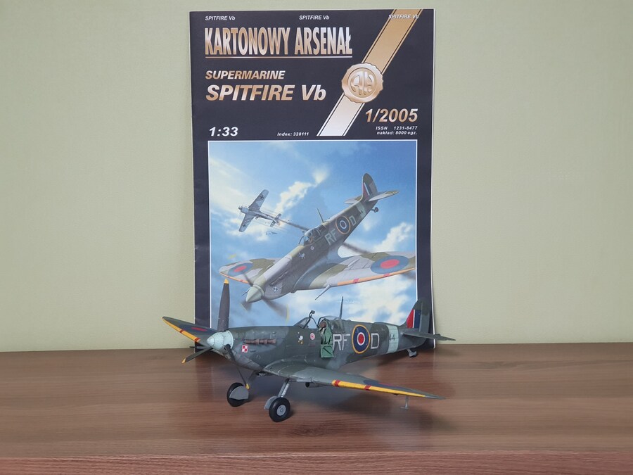 스핏파이어 Vb 1/33_1.jpg