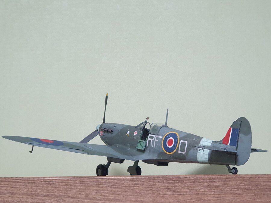 스핏파이어 Vb 1/33_7.jpg