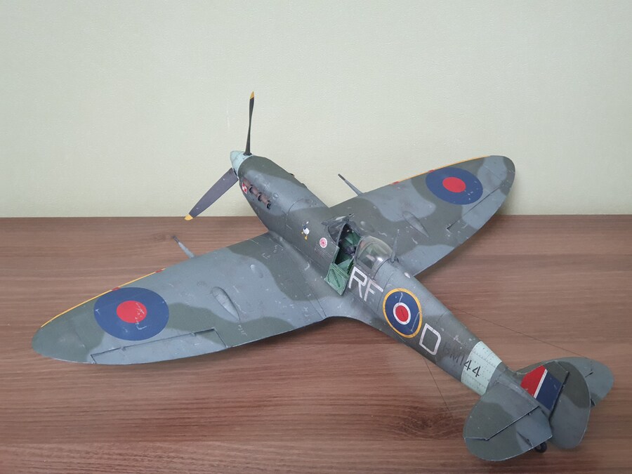 스핏파이어 Vb 1/33_8.jpg