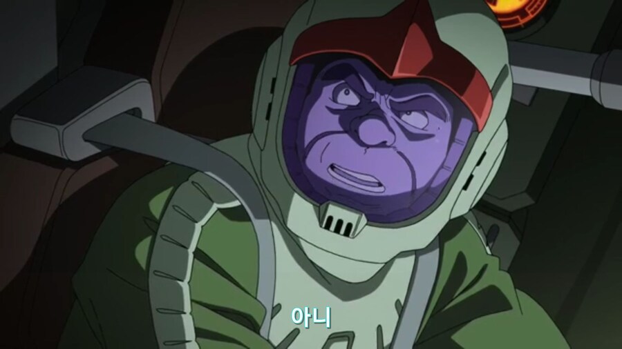 [기동전사 건담 GQuuuuuux]2화 인생 2회차 대령님의 완벽한 행보_141.jpg