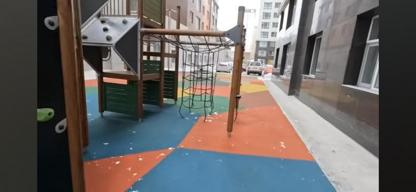 한국 거리와 너무 똑같아서 놀랐다는 몽골 부촌 거리 모습.jpg_6.jpg