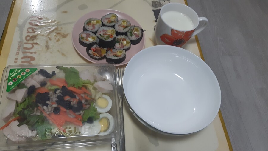 샐러드&김밥 (4월 17일)_1.jpg