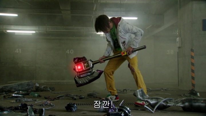 [가면라이더 드라이브] 결전병기가 된 도끼_24.jpg