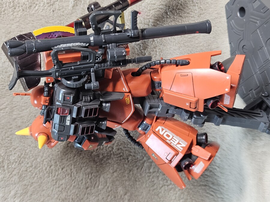 HGUC 조니라이덴 고기동 자쿠2_4.jpg