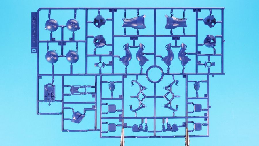 HG 1/144 군경 자쿠 조립 과정 사진_7.jpg