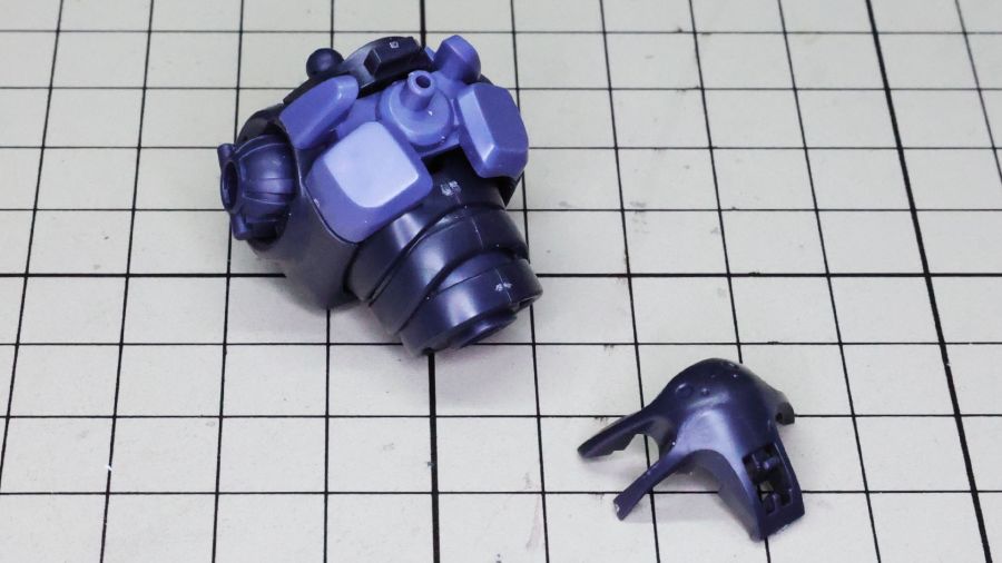 HG 1/144 군경 자쿠 조립 과정 사진_22.jpg