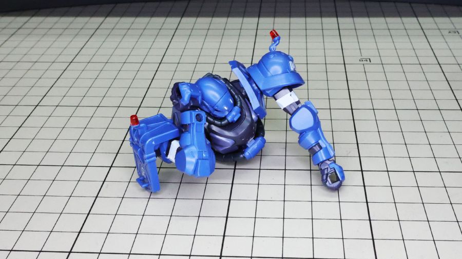 HG 1/144 군경 자쿠 조립 과정 사진_40.jpg