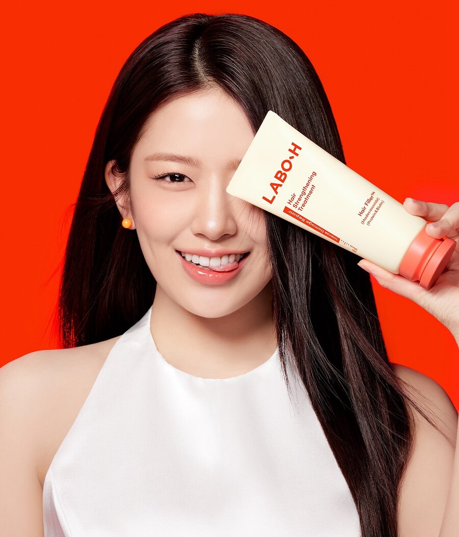 [IVE] 안유진 x 라보에이치 CF영상 비하인드_2.jpg