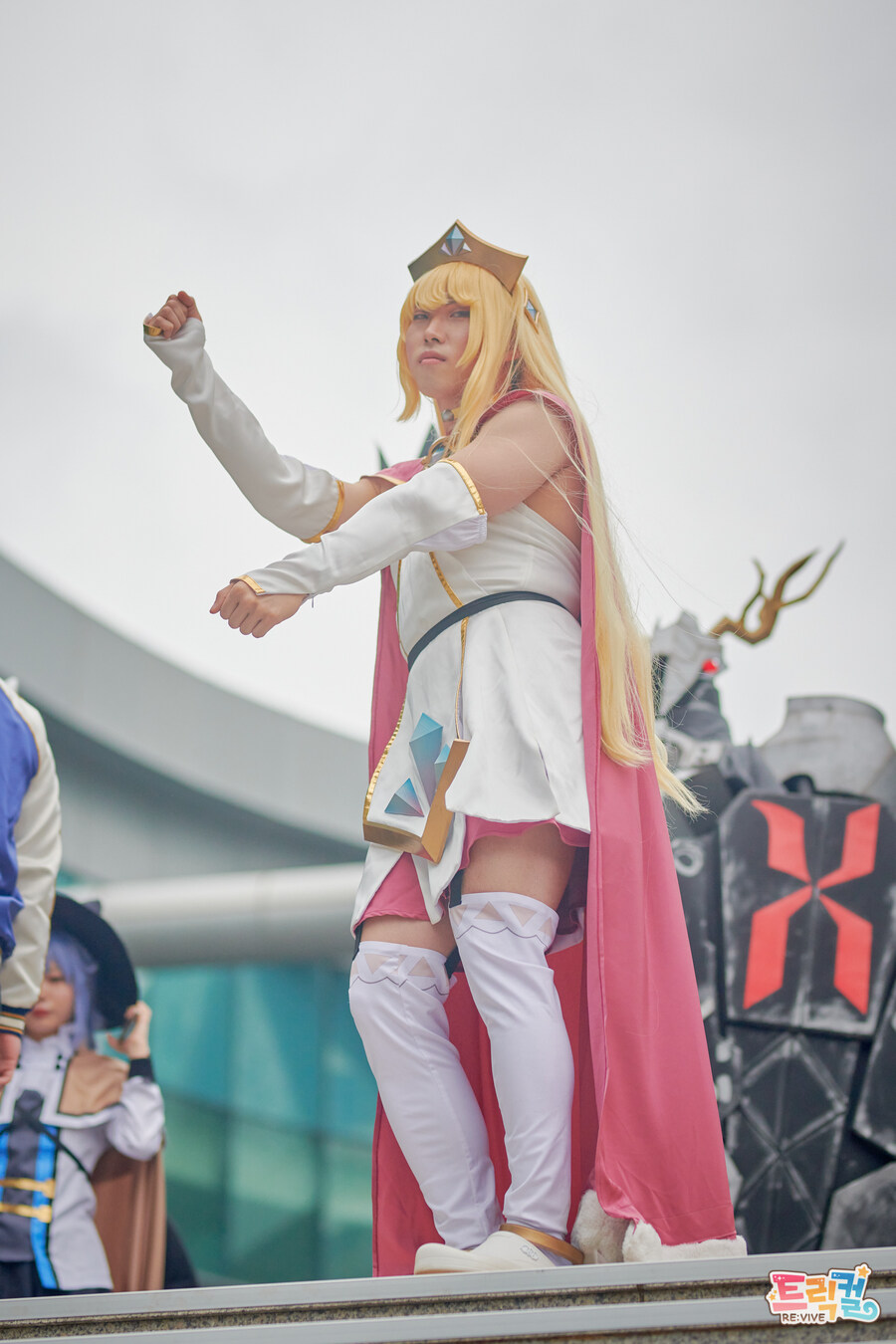 [트릭컬] 대표님 X 에르핀들의 코믹월드 나들이_25.jpg