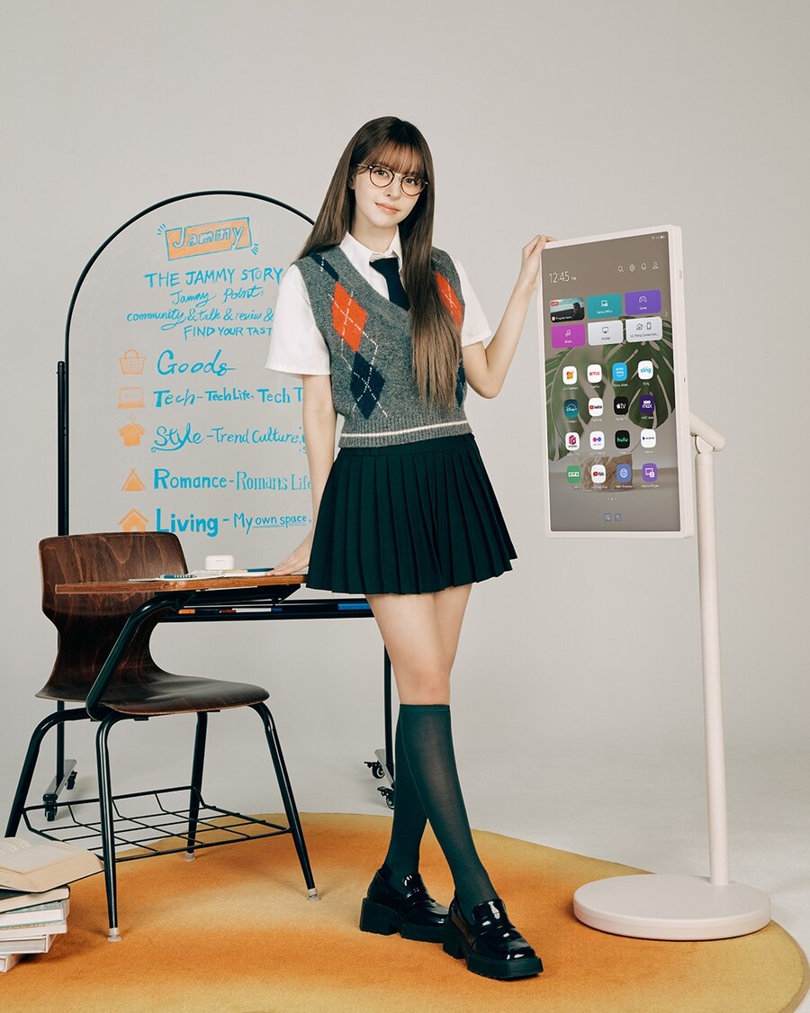 (엔믹스)촬영장에서 Jammy지게 놀다 간 화보 촬영 메이킹 필름_5.jpg