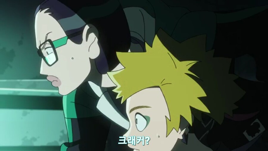 스압[기동전사 건담 GQuuuuuux]3화 비밀이 있는 두 건담 그리고 클랜 배틀_493.jpg