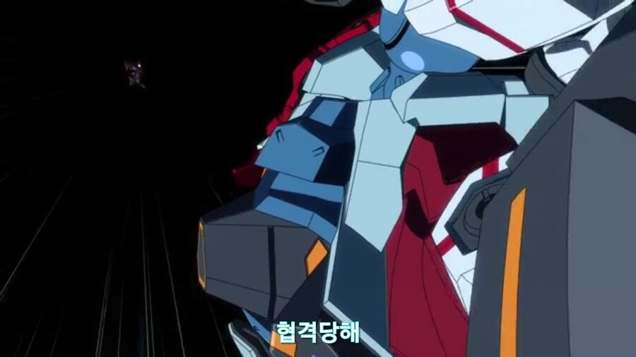 스압[기동전사 건담 GQuuuuuux]3화 비밀이 있는 두 건담 그리고 클랜 배틀_559.jpg
