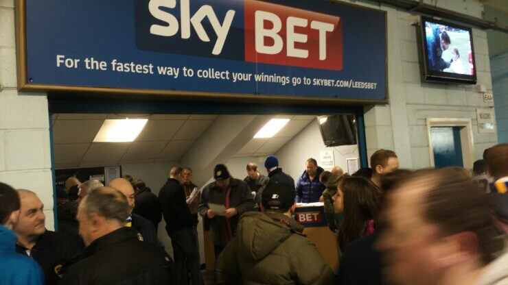 그동안 다녀왔던 해외 축구경기장들 사진 모음_24.jpg