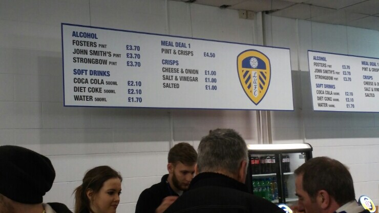 그동안 다녀왔던 해외 축구경기장들 사진 모음_25.jpg